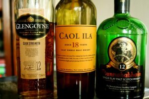 7 Different Types of Whiskey: Scotch, Irish, Rye Whiskey scotch whiskey bottle